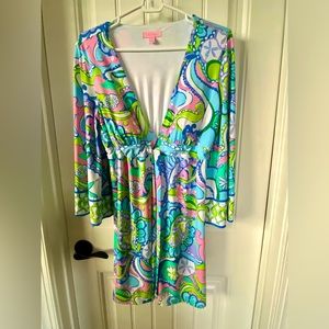Lily Pulitzer swing dress with front tie belt and balloon sleeves.